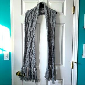 Gray and silver cable knit scarf